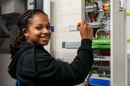 Elektromonteur dEP via Strevon